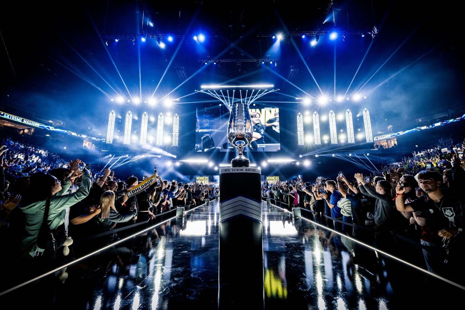 IEM Cologne 2026: playoffs têm 9z x FURIA nas quartas